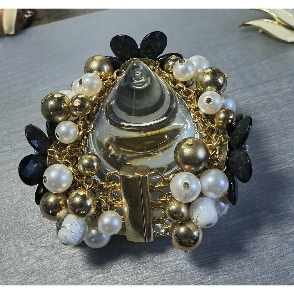 Cha Cha Gold White Black Faux Pearl Mesh Band Bracelet 7 1/2" Magnetic